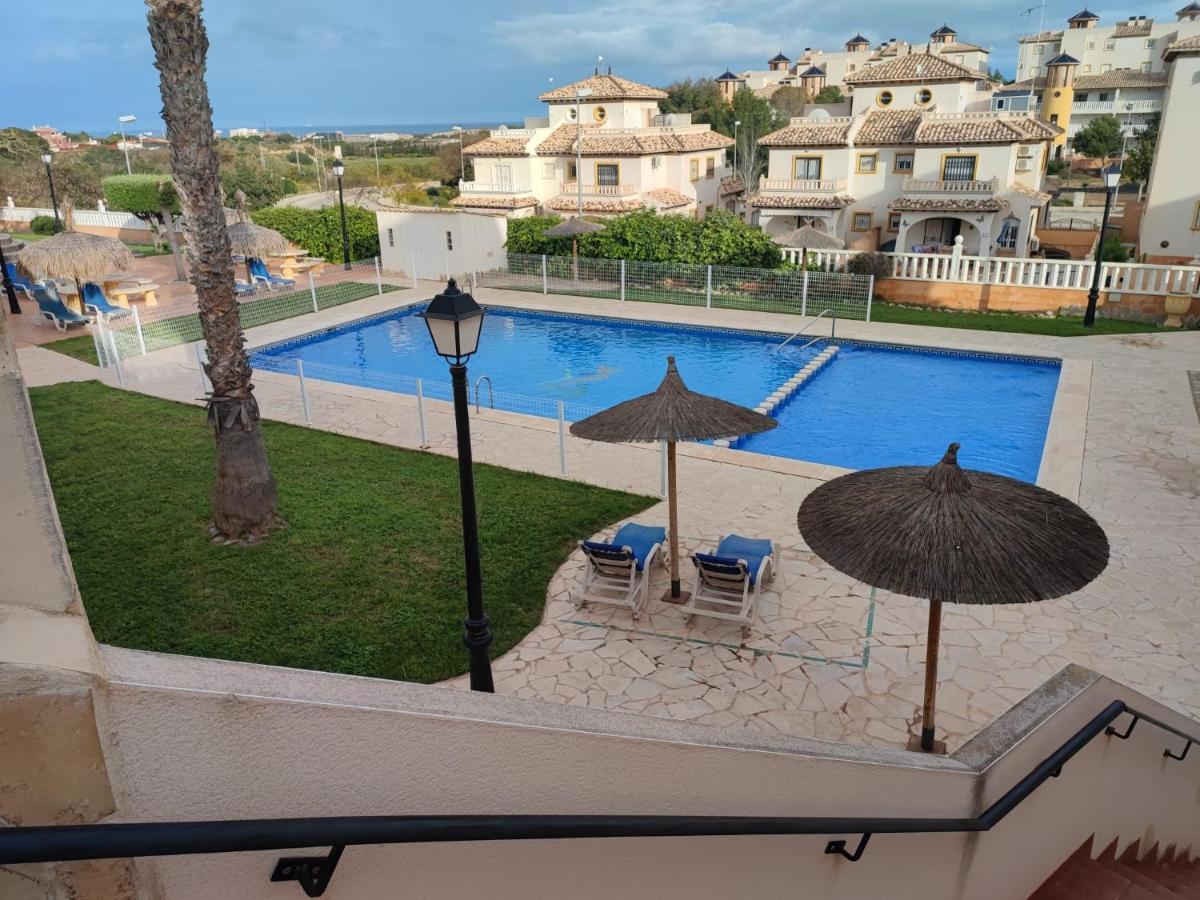 Apartamento En La Zenia Apartman Orihuela Kültér fotó